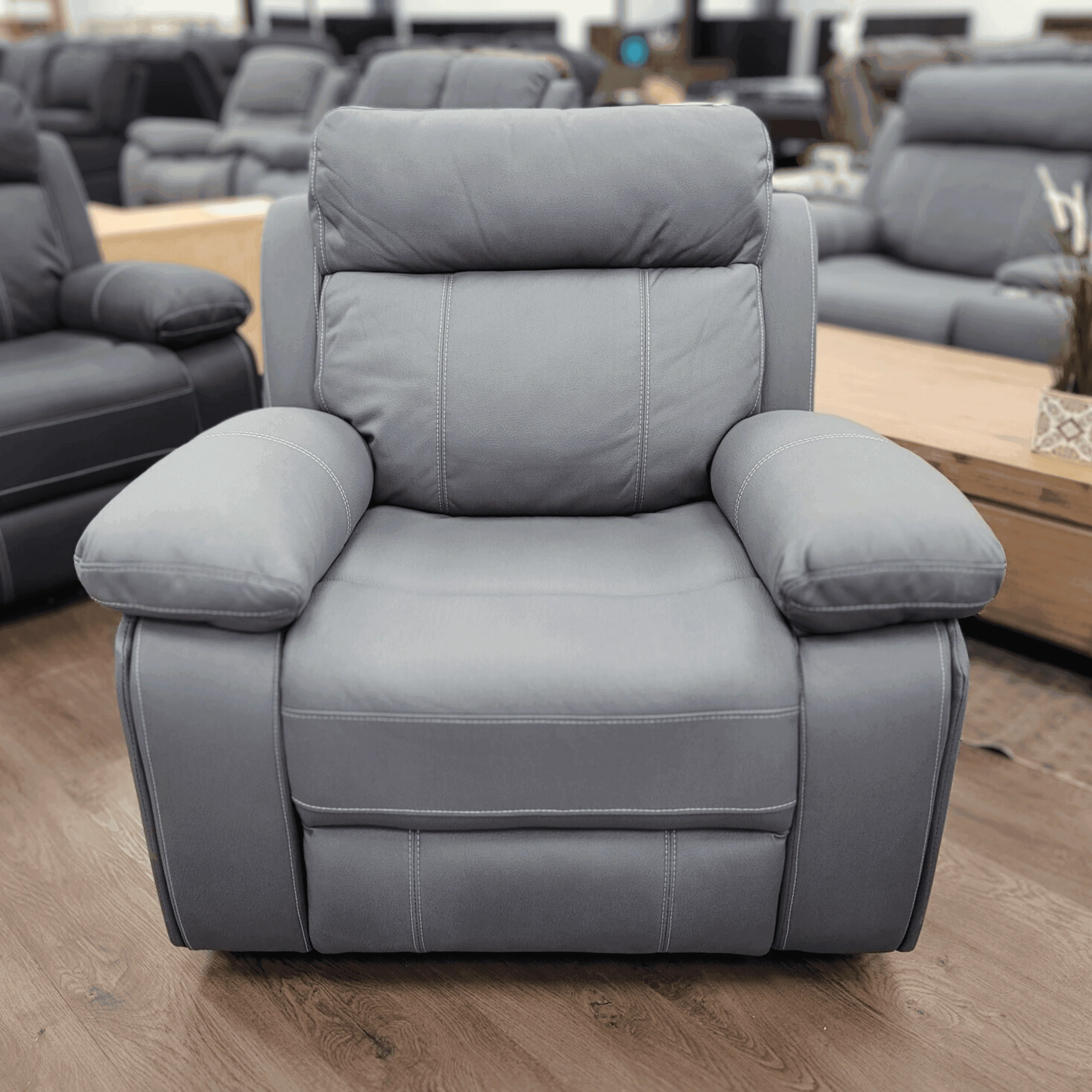 Bentley Recliner Chair - Image 3
