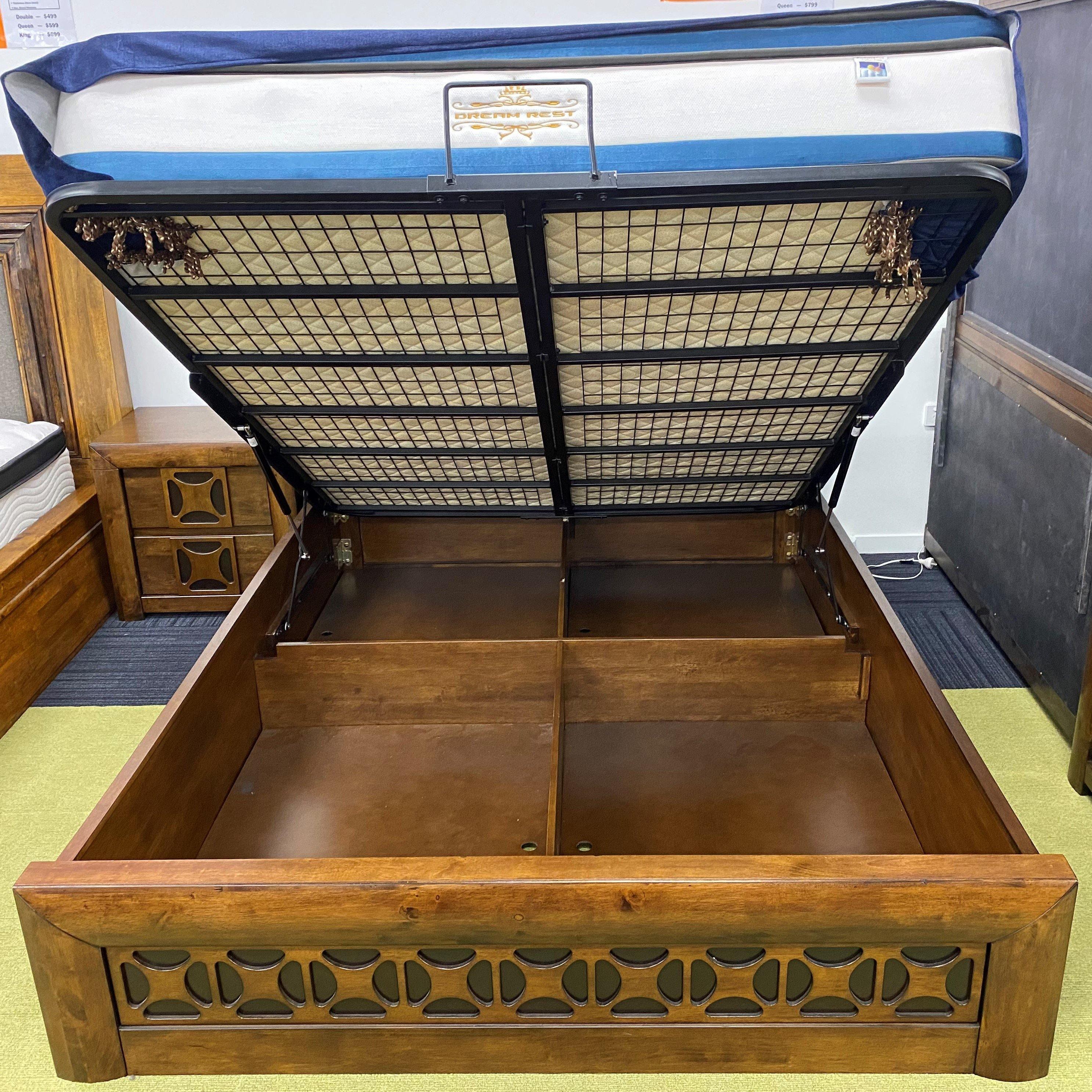 Lilly - Image 5