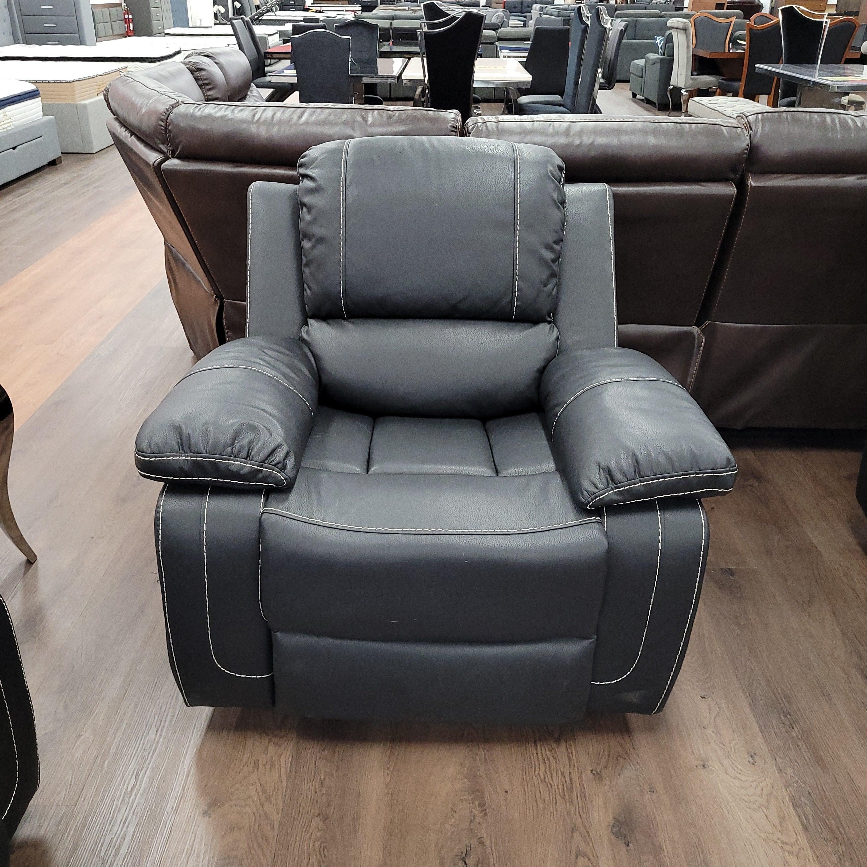 Stanhill 3+1+1 Manual Recliners Package - Image 2